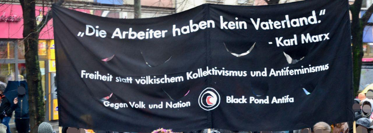 Die Arbeiter haben kein Vaterland Banner